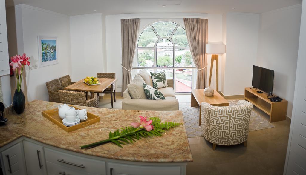 The Quadrant Luxury Apartments 빅토리아 외부 사진