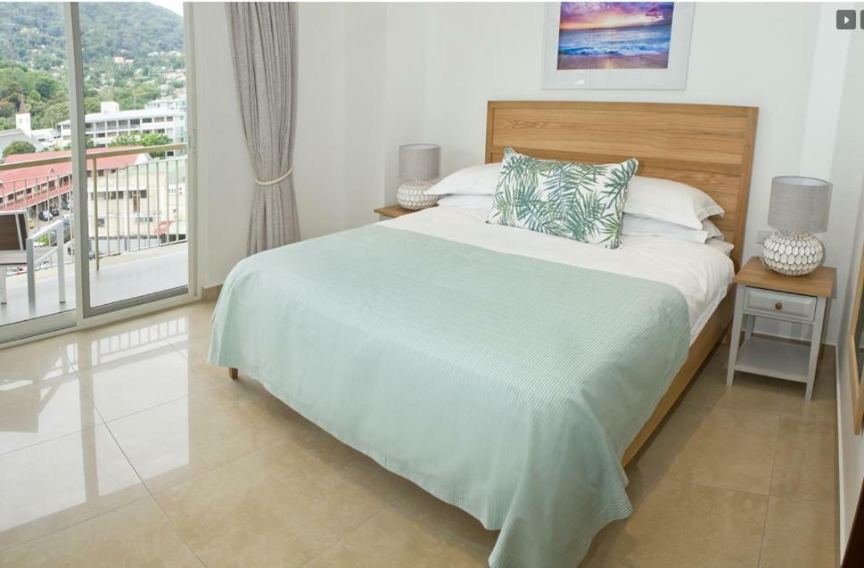 The Quadrant Luxury Apartments 빅토리아 외부 사진